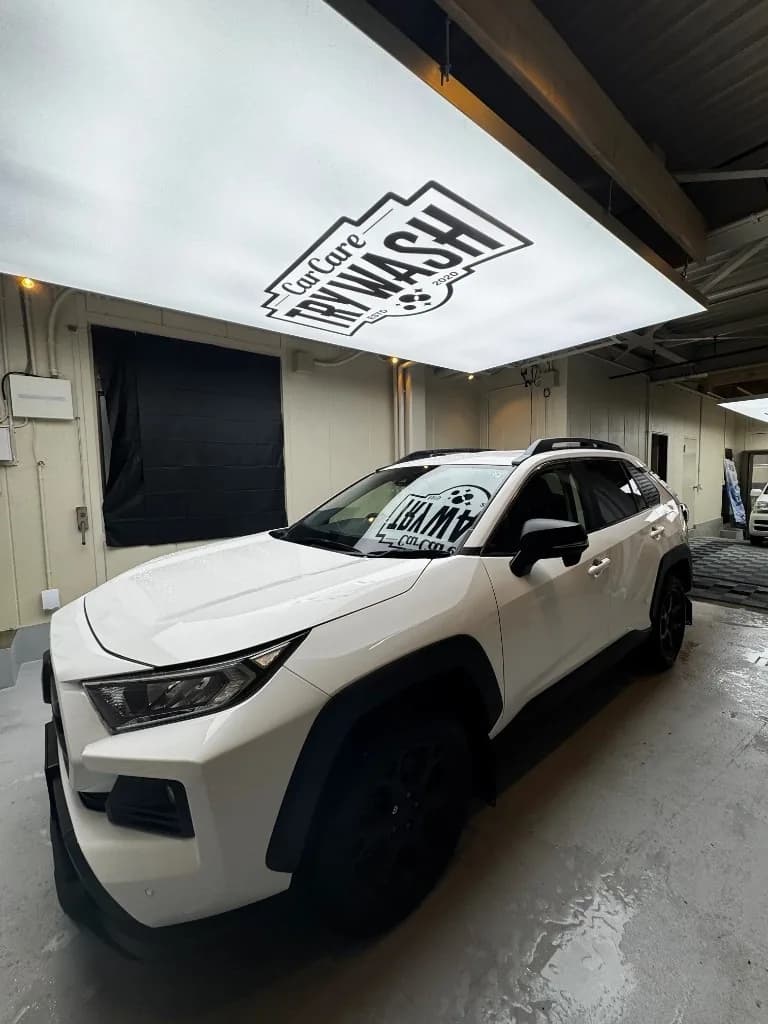 Pure Wash施工後のトヨタ RAV4